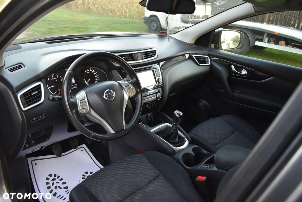 Nissan Qashqai 1.2 DIG-T TEKNA+ - 21
