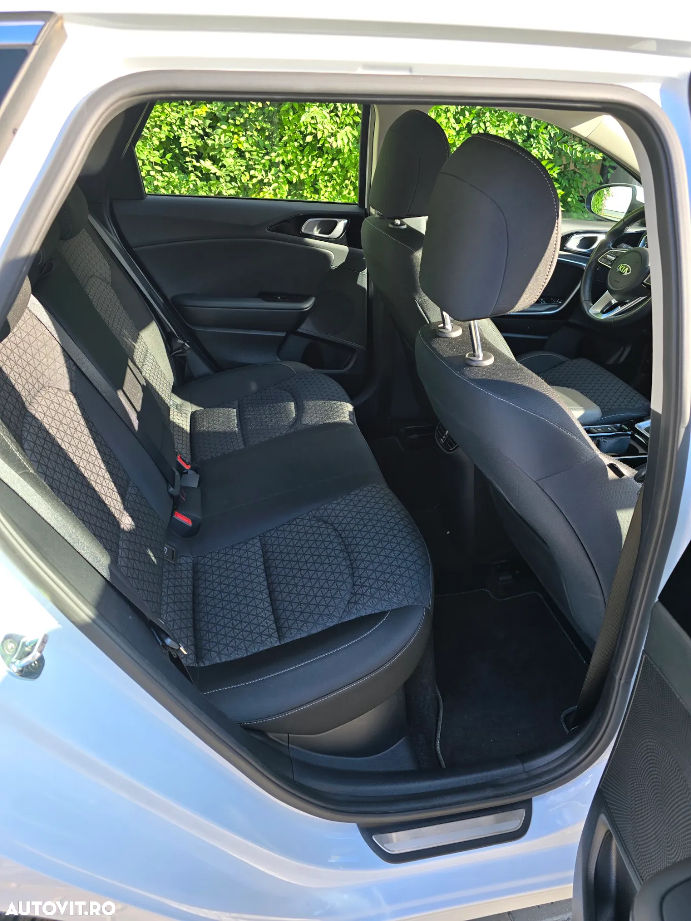 Kia Ceed SW 1.6 GDI DCT OPF Plug-in-Hybrid Vision - 13