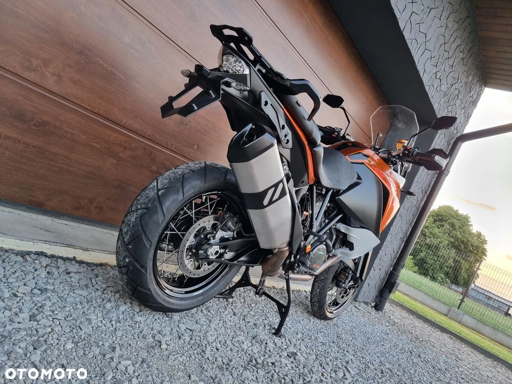 KTM Adventure - 11