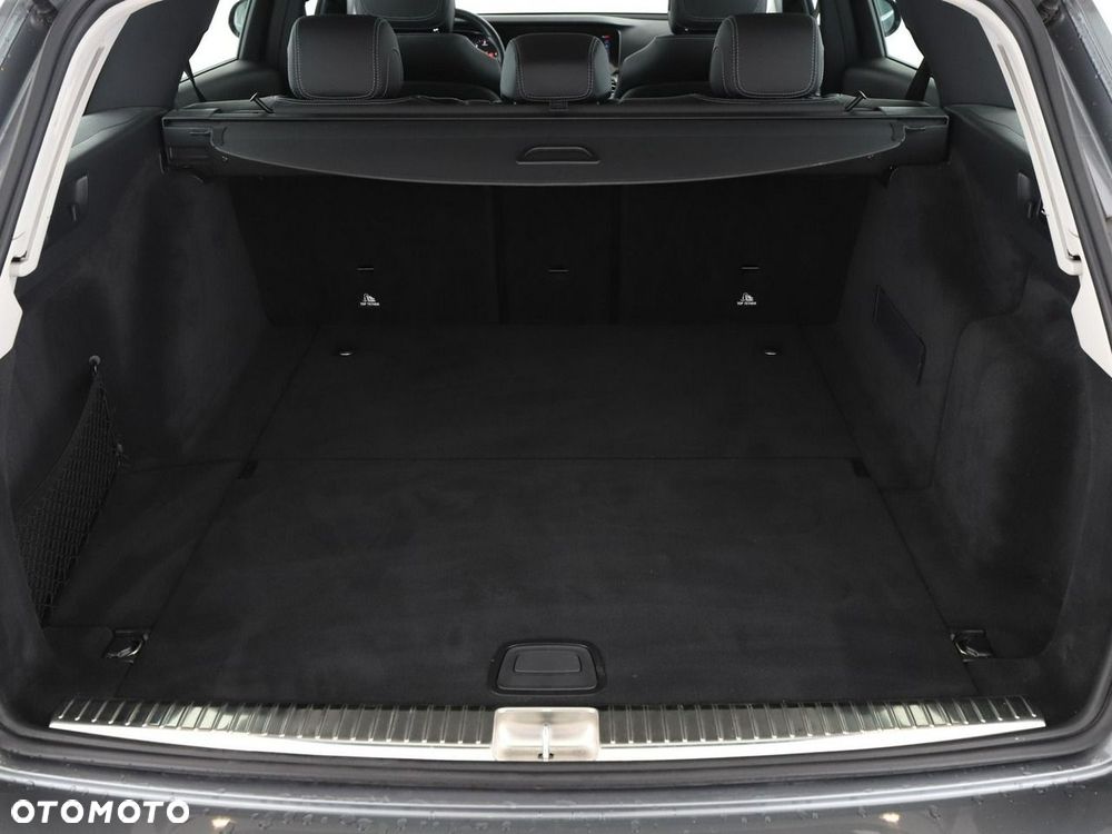 Mercedes-Benz Klasa E 220 d Avantgarde - 21