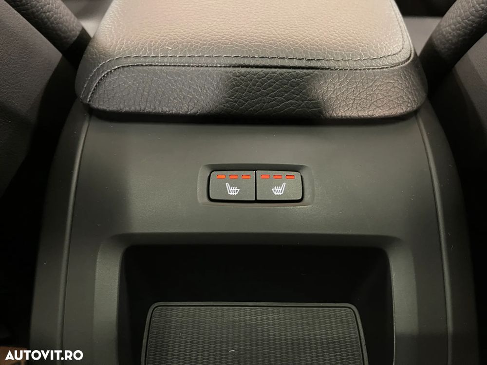 Volvo XC 60 Recharge T6 Twin Engine eAWD R-Design Expression - 22