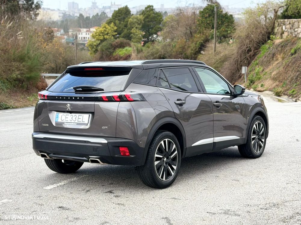 Peugeot 2008 1.2 PureTech GT EAT8 - 17