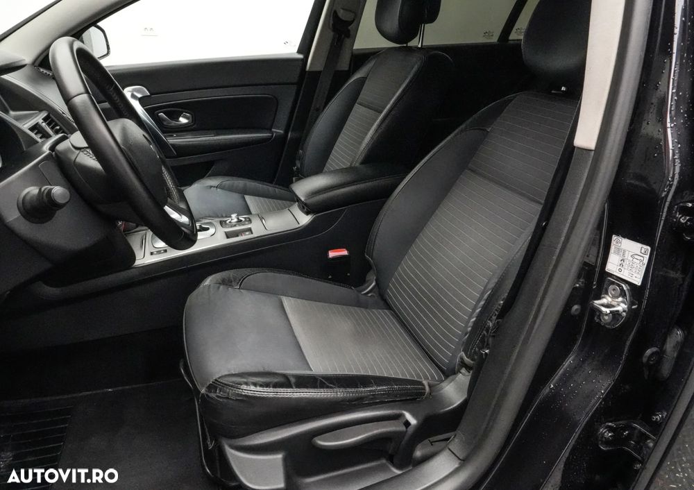 Renault Latitude 2.0 dCi Luxury CVA - 13