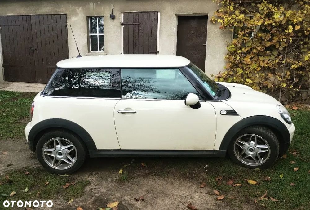 MINI ONE Standard - 4