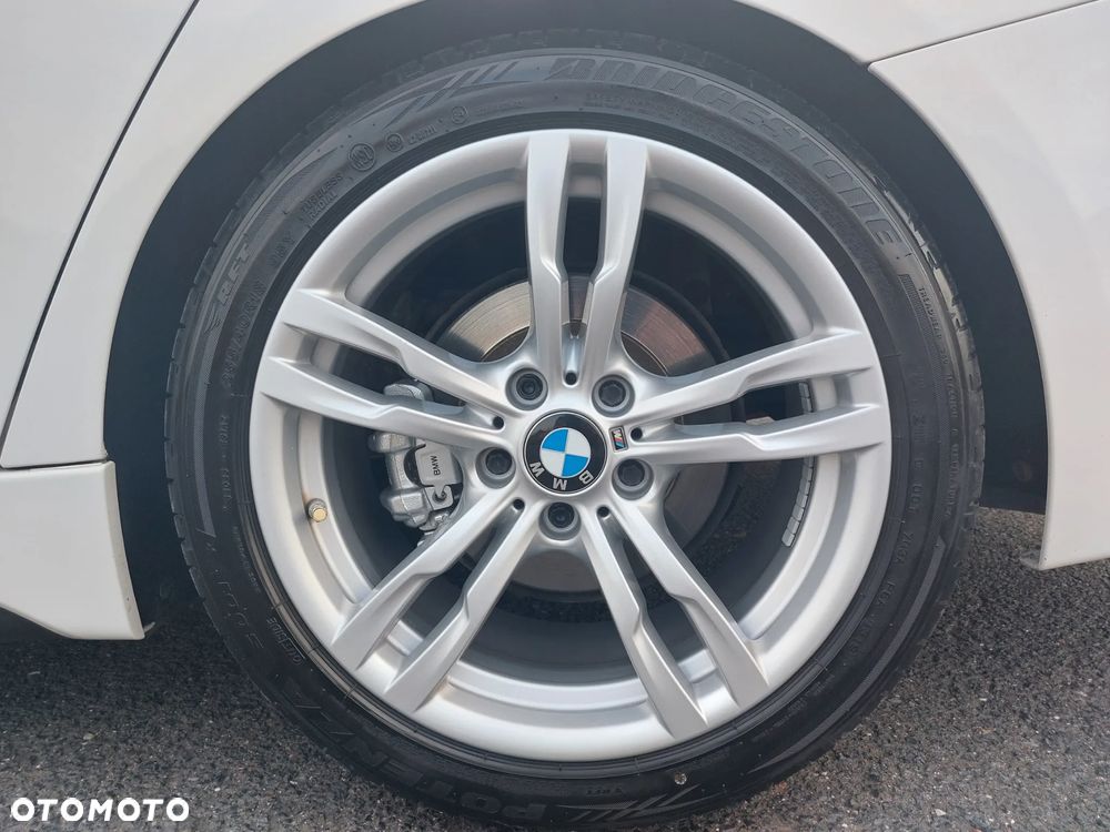 BMW Seria 3 320d M Sport EU6 - 12