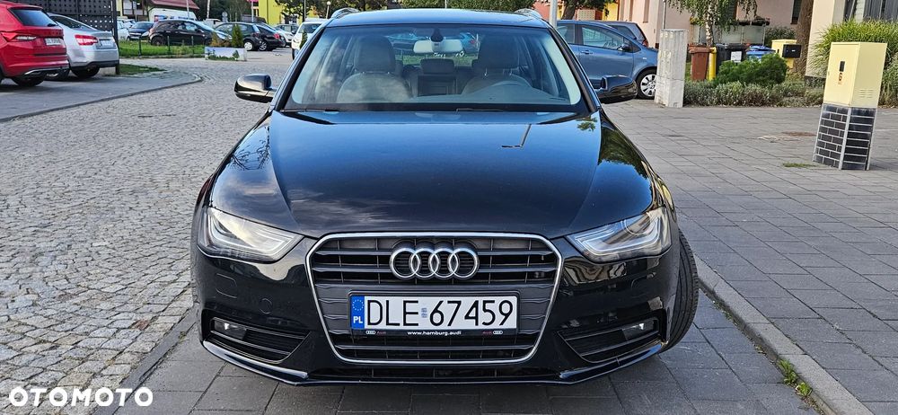 Audi A4 Avant 2.0 TDI DPF multitronic Attraction - 5