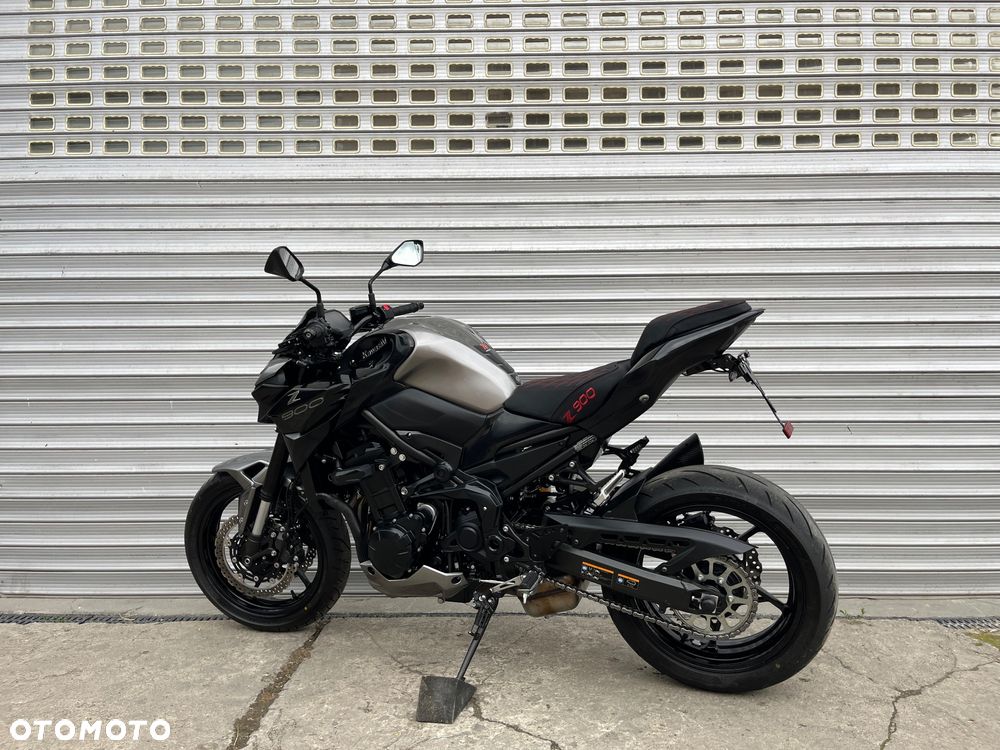 Kawasaki Z 900 - 8