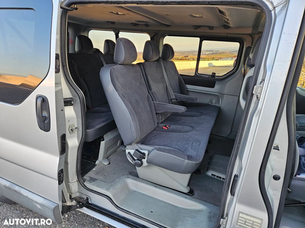Renault Trafic - 8