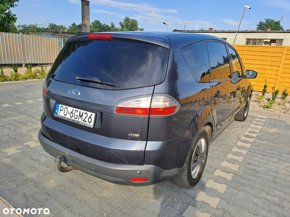 Ford Inny - 4