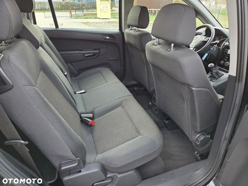 Opel Zafira 1.8 Family - 8