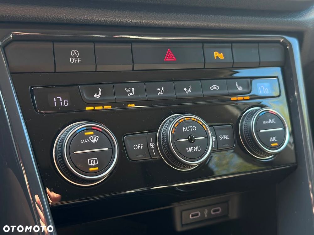 Volkswagen T-Roc 1.5 TSI GPF ACT Premium - 24