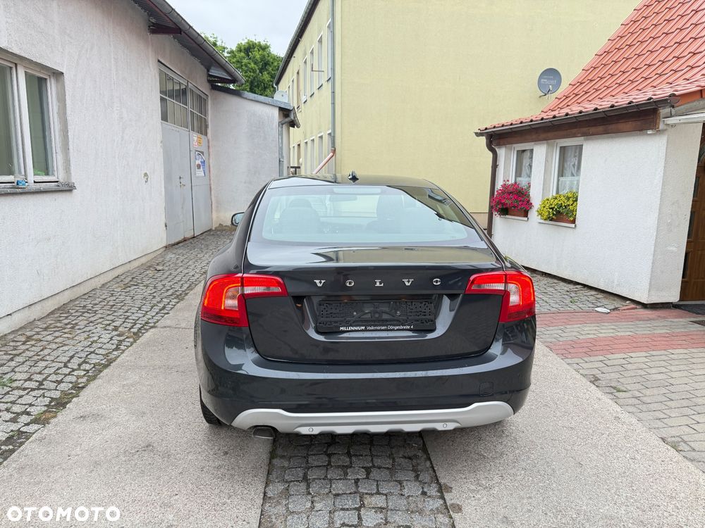 Volvo S60 D3 Geartronic Momentum - 17
