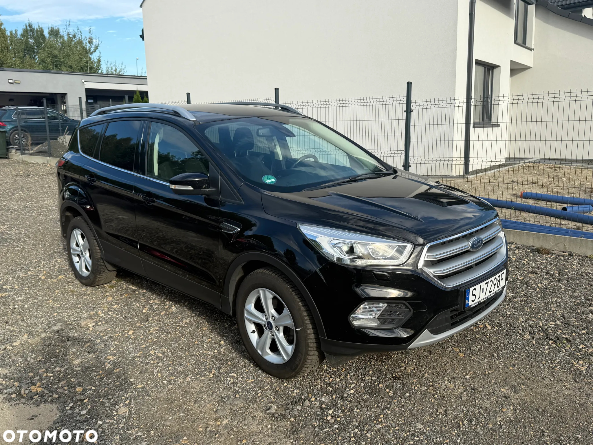Ford Kuga 1.5 EcoBoost TITANIUM - 6