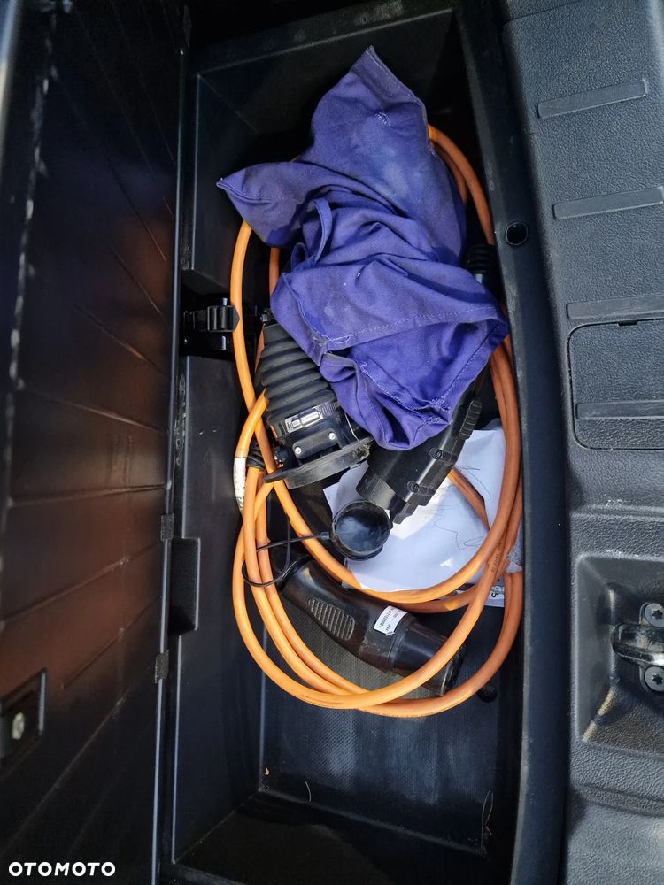 Mitsubishi Outlander 2.0 Intense + NAVI 2WD EU5 CVT - 27