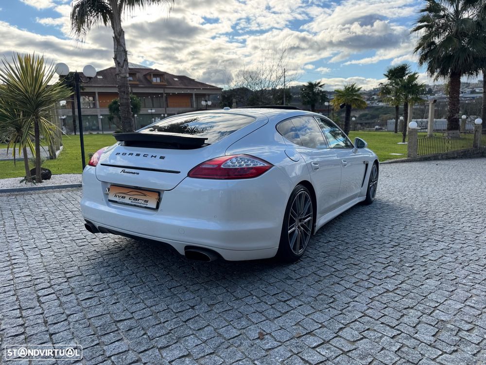 Porsche Panamera 4 PDK Platinum Edition - 20