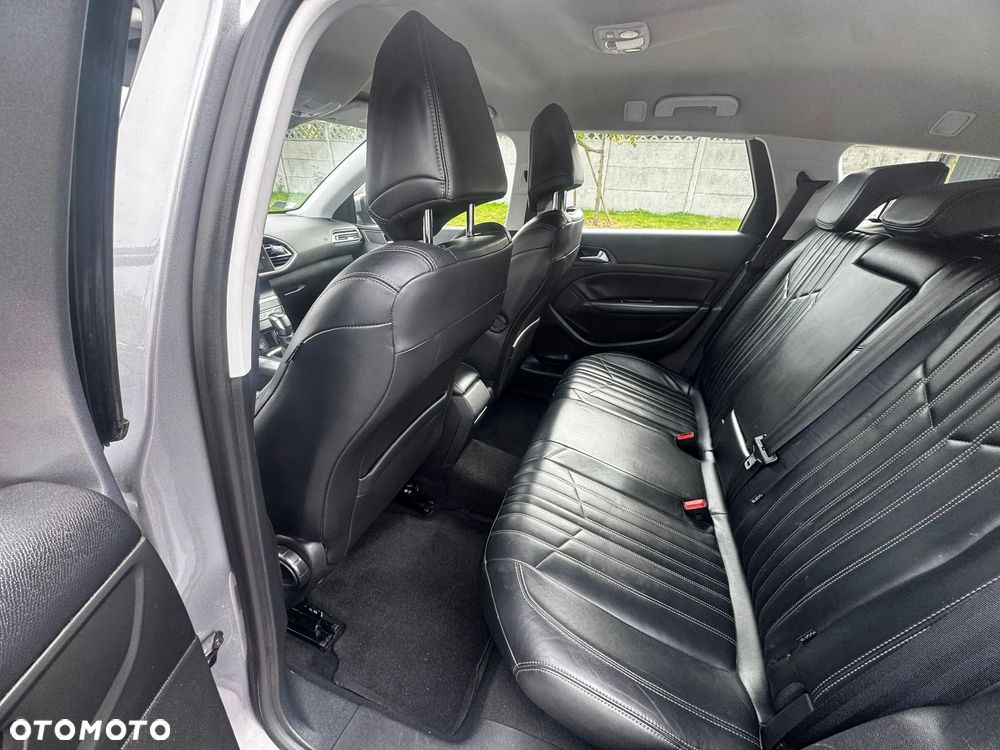Peugeot 308 - 18
