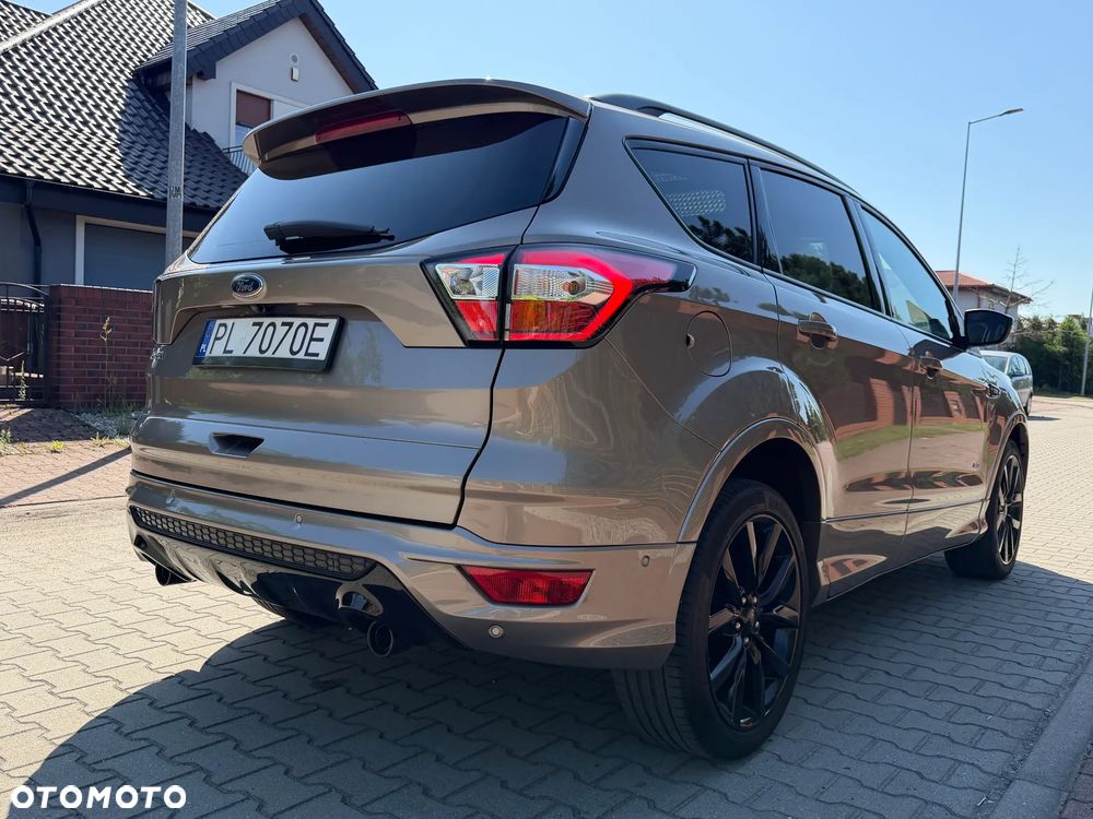 Ford Kuga 2.0 TDCi 4x4 ST-Line - 17