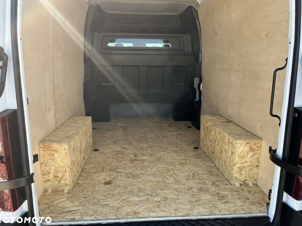 Renault Master - 24