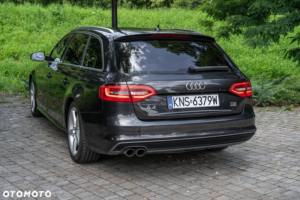 Audi A4 Avant 2.0 TDI DPF clean diesel quattro S line Sportpaket - 4