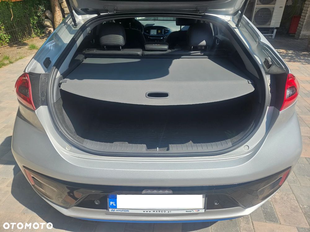 Hyundai IONIQ Hybrid Platinum - 27