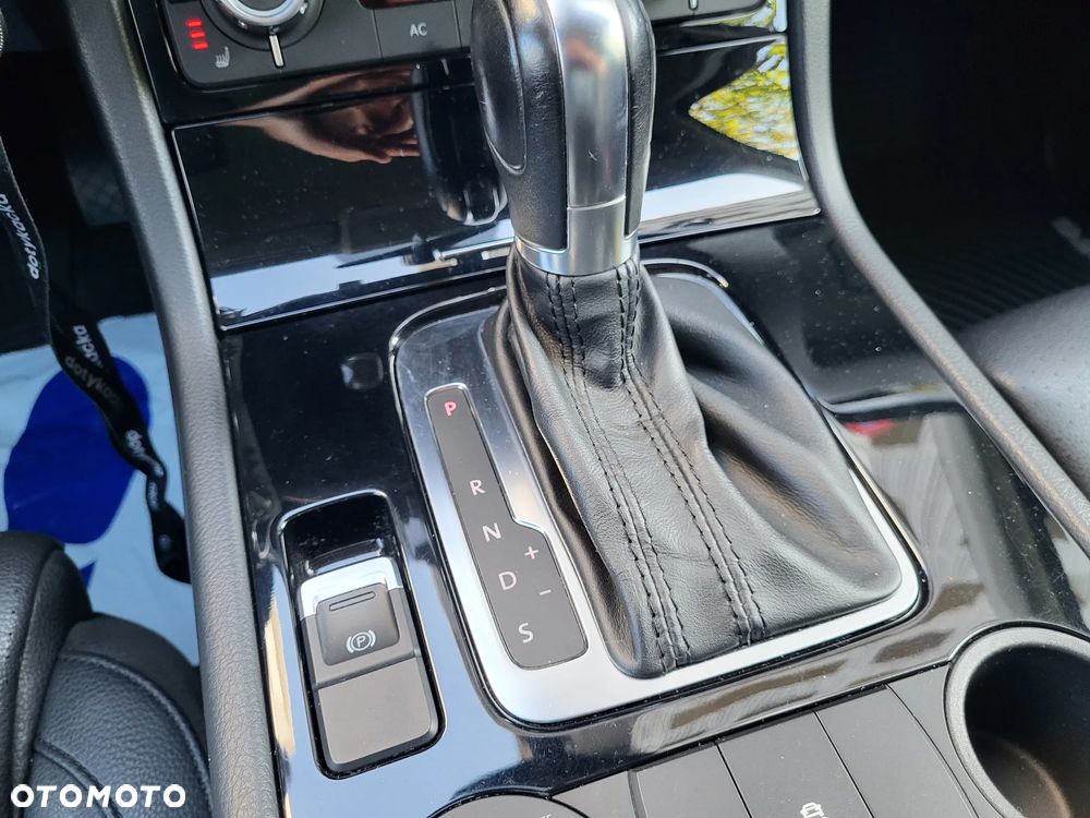 Volkswagen Touareg V6 FSI Blue Motion - 22
