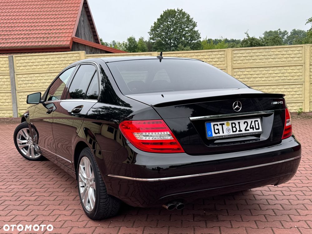 Mercedes-Benz Klasa C 180 BlueEFFICIENCY 7G-TRONIC Avantgarde - 21