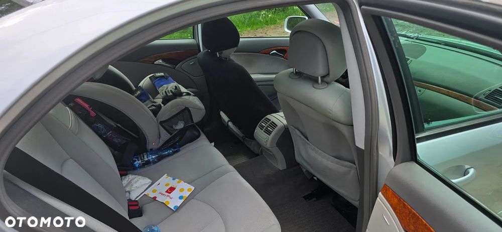 Mercedes-Benz Klasa E 220 CDI Automatik Avantgarde DPF - 8