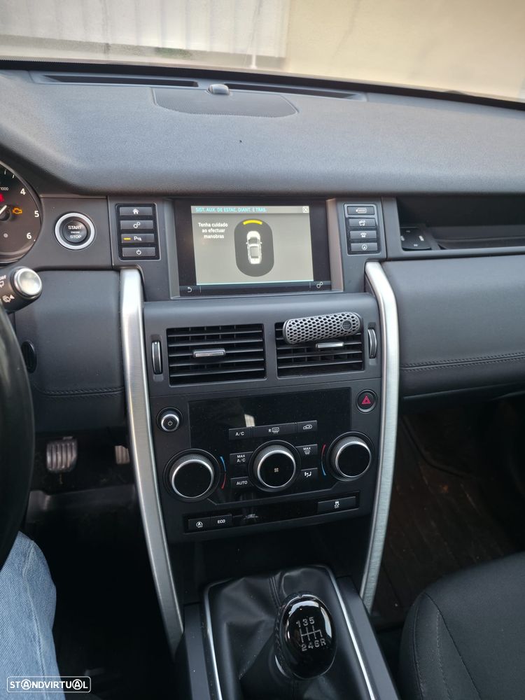 Land Rover Discovery Sport 2.0 eD4 SE - 6