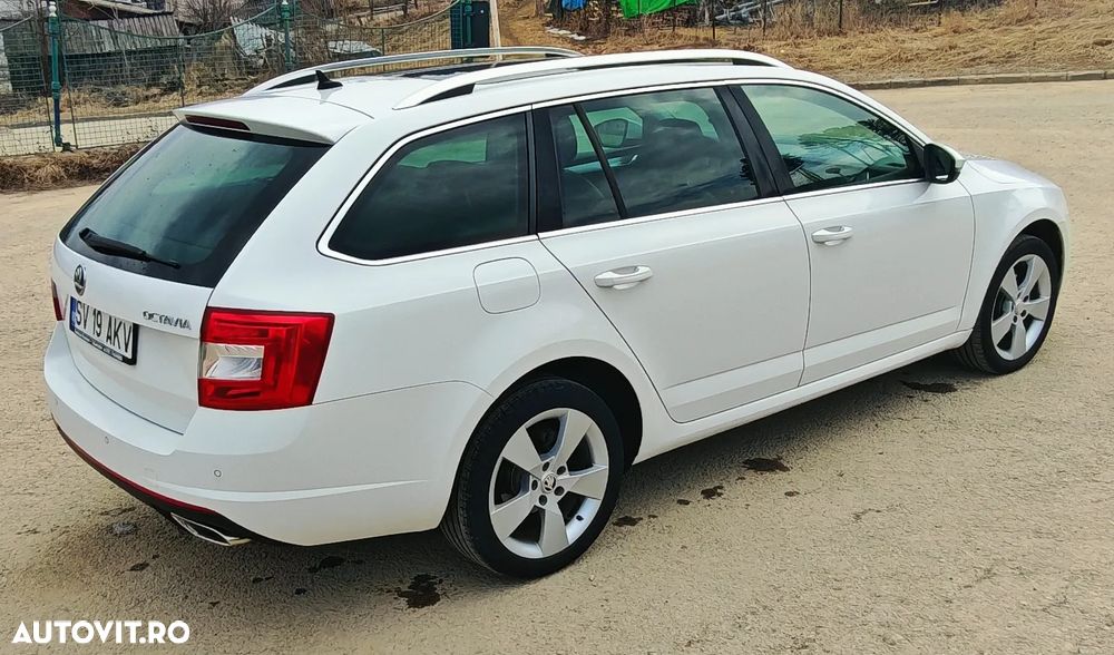 Skoda Octavia 2.0 TDI AMBITION DSG - 37