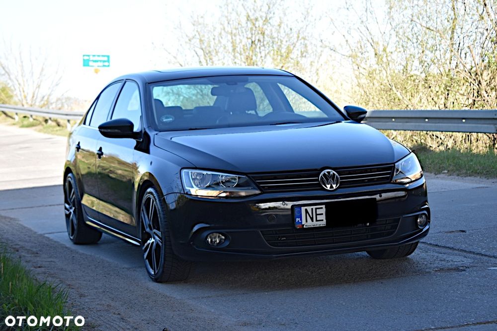 Volkswagen Jetta 1.6 TDI DSG Blue Motion Technology Life - 14