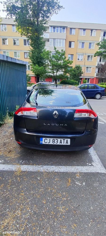 Renault Laguna - 3