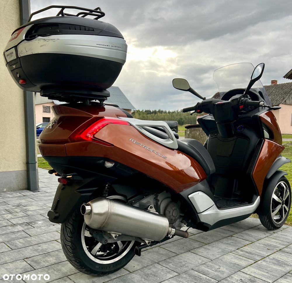 Peugeot Metropolis - 5