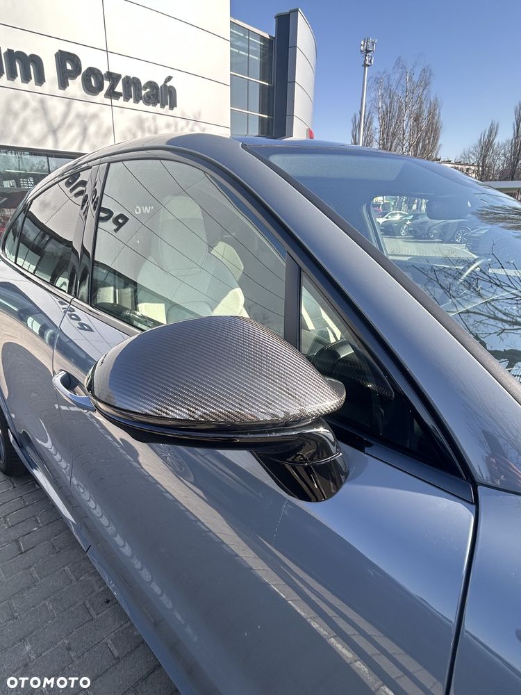 Porsche Cayenne - 4