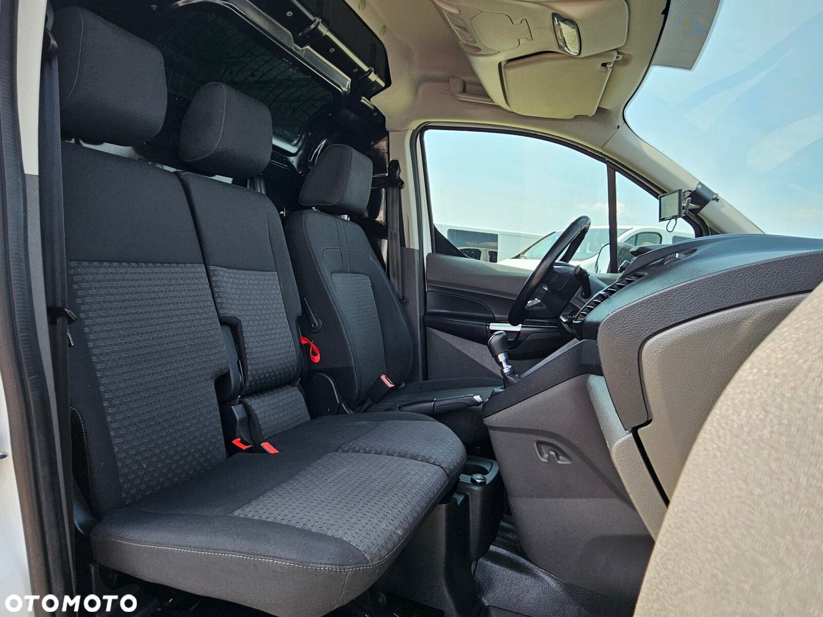 Ford Transit-Connect L2H1 *41999zł NETTO* 1.5 TdCi/120KM - 32