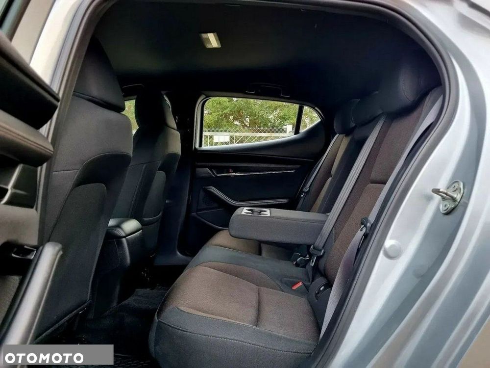 Mazda 3 SKYACTIV-G 2.0 M-Hybrid DRIVE - 11