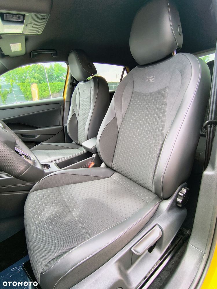 Volkswagen T-Roc 1.5 eTSI R-Line DSG - 11