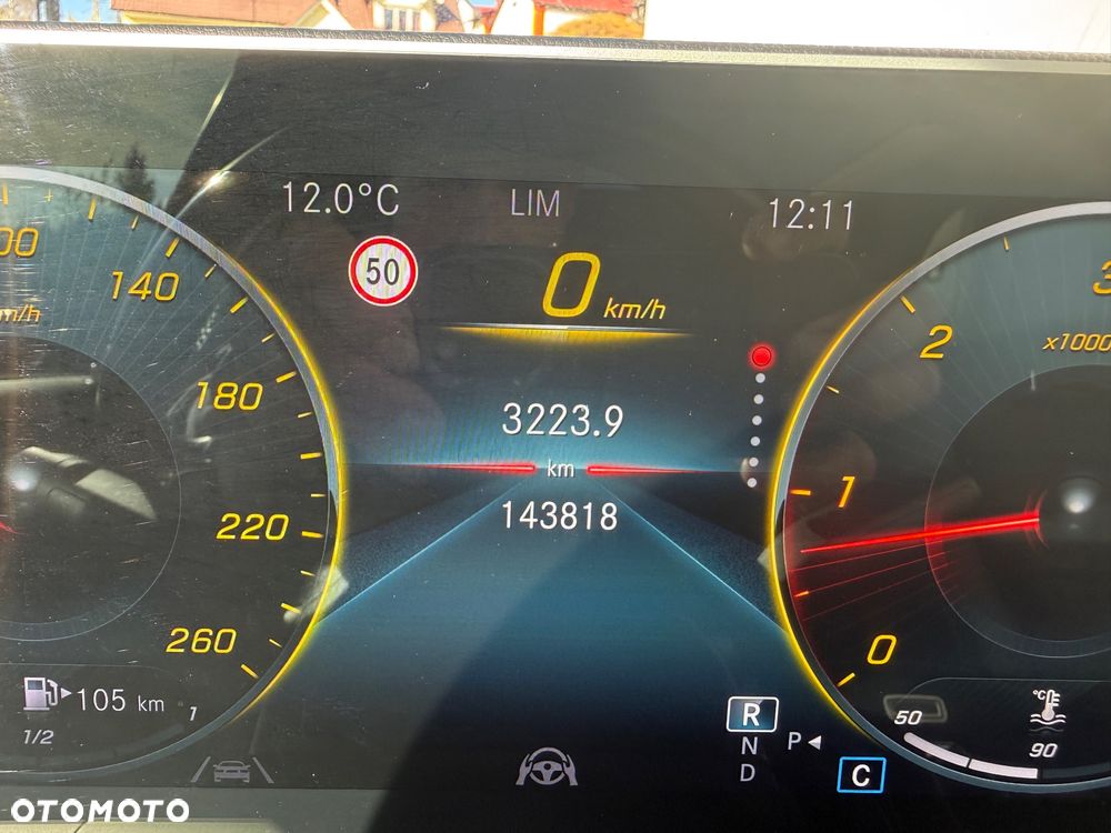 Mercedes-Benz GLE 350 d 4Matic 9G-TRONIC AMG Line - 25