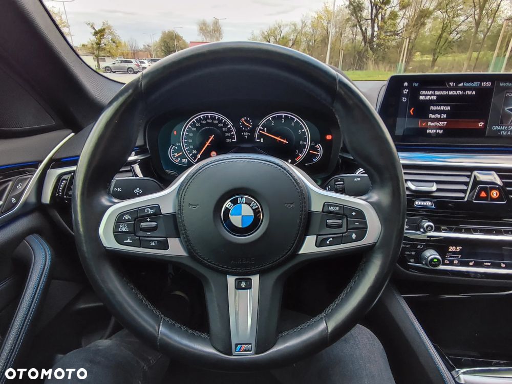 BMW Seria 5 530i xDrive M Sport Edition - 17