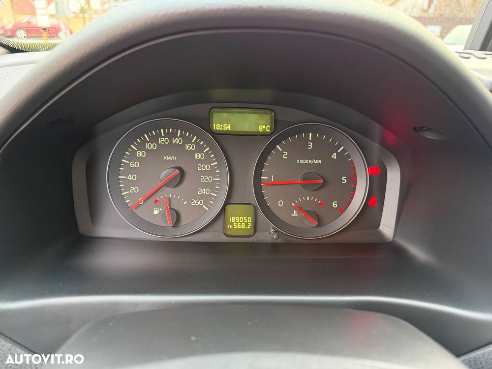 Volvo V50 1.6 D Momentum - 4