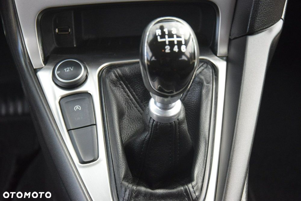 Ford Focus 1.5 EcoBlue STart-Stopp-System TITANIUM - 24