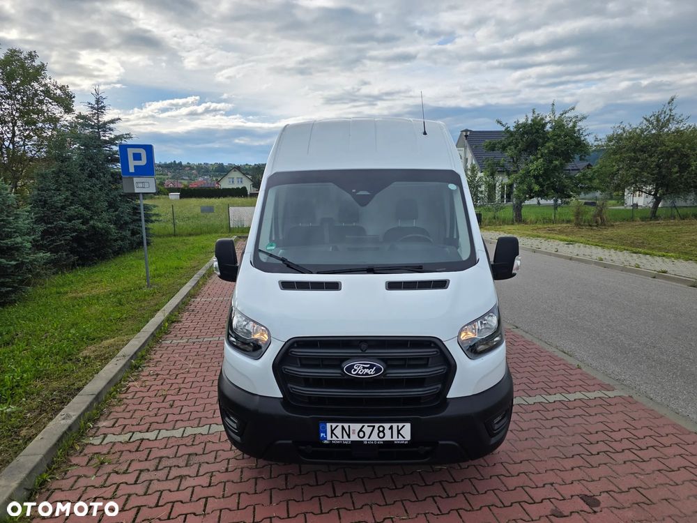 Ford Transit L4 RWD Trend - 8