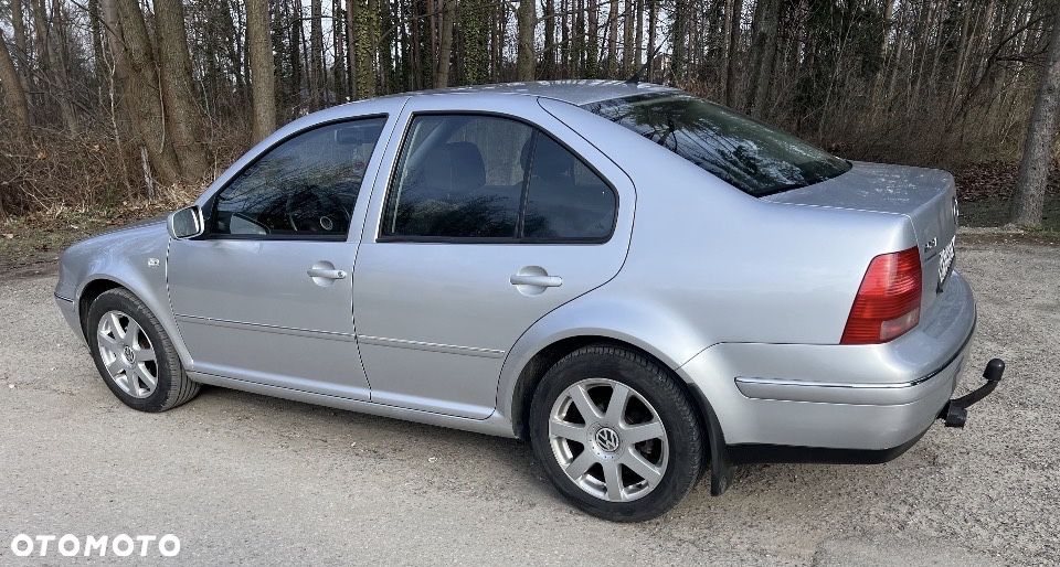 Volkswagen Bora - 2
