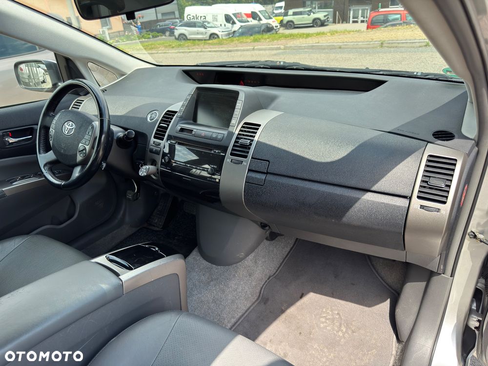 Toyota Prius 1.5 VVT-i Sol (nav) - 28