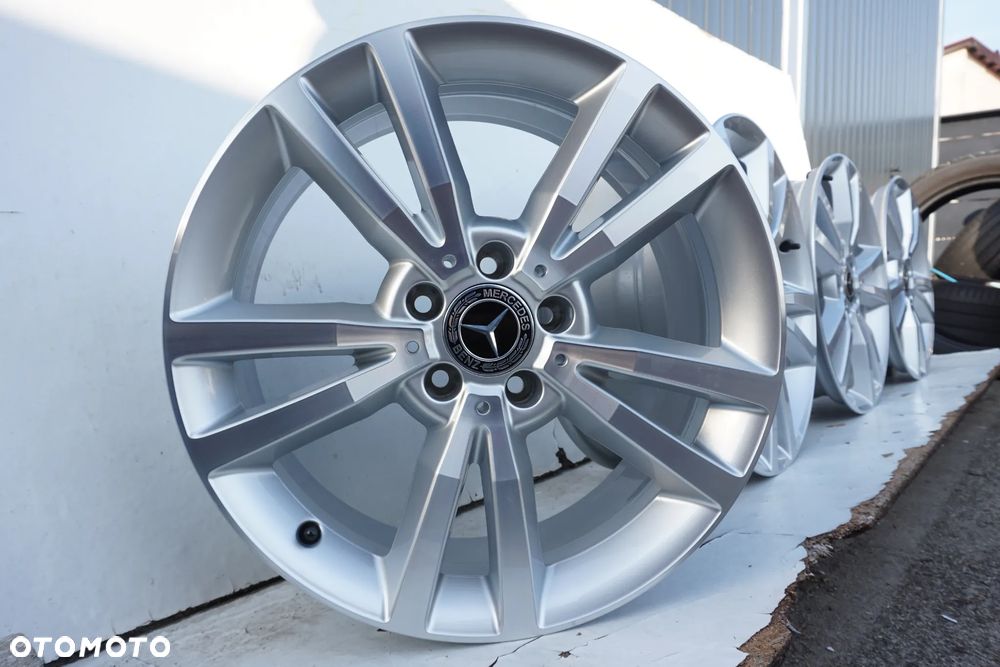 Mercedes 5x112 18 8J et45 W207 - 2