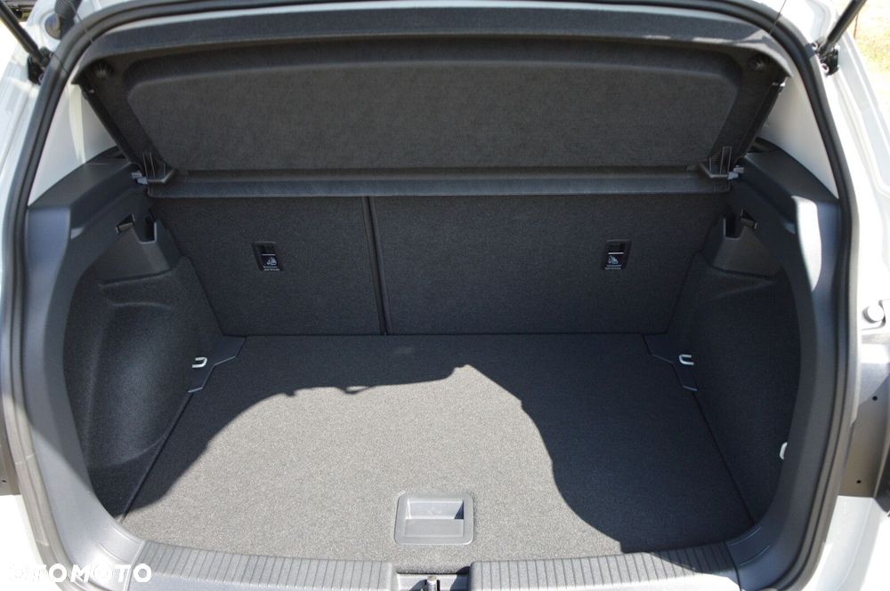 Volkswagen T-Cross - 30