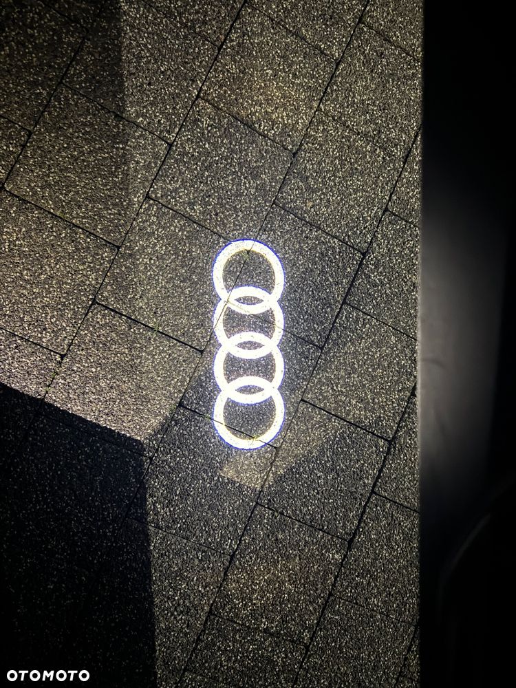 Audi A4 Avant 2.0 TDI S tronic - 33