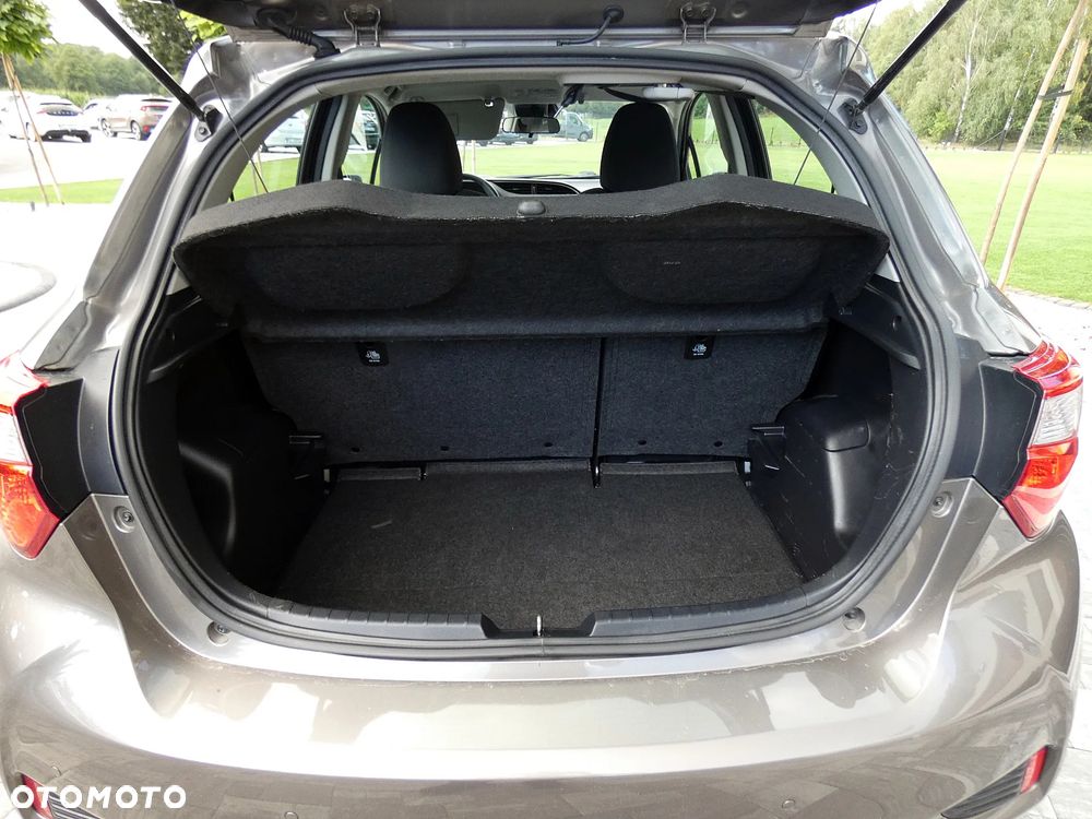 Toyota Yaris 1.5 Selection - 23