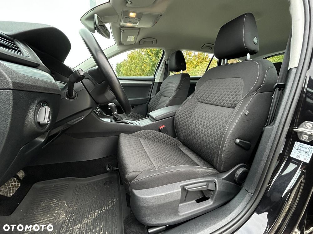 Skoda Superb 2.0 TSI Ambition DSG - 9