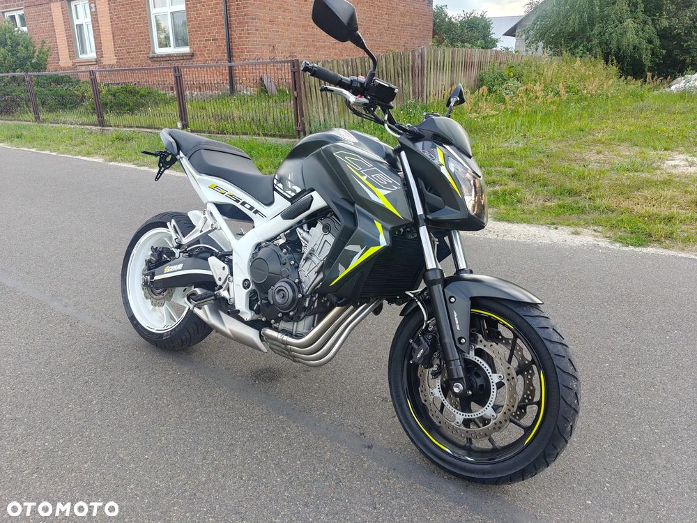 Honda CBF - 1