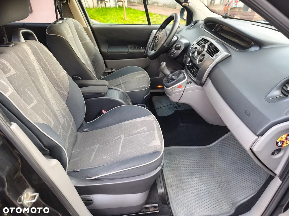 Renault Scenic 1.6 16V Authentique - 17